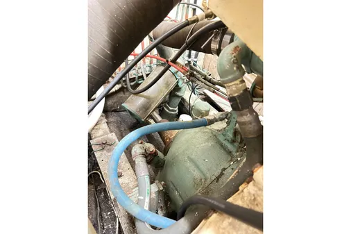 Hatteras 53 Motor Yacht Hard Top image