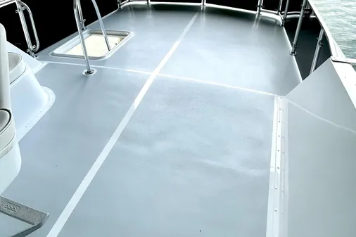 Hatteras 53 Motor Yacht Hard Top image