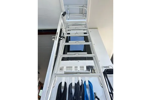 Hatteras 53 Motor Yacht Hard Top image