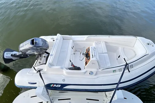 Hatteras 53 Motor Yacht Hard Top image