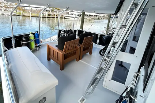 Hatteras 53 Motor Yacht Hard Top image