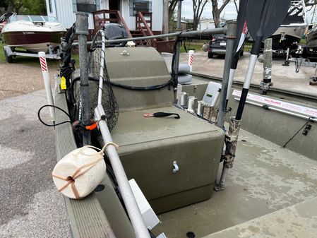 Tracker GRIZZLY-1648 image