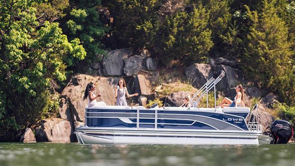 Lowe SS210 Luxury