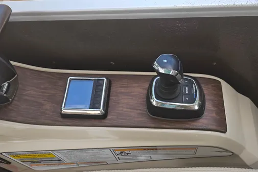 Premier 310 Escalante image