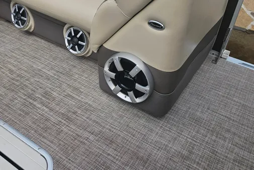 Premier 310 Escalante image