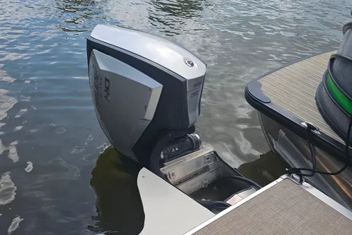 Premier 310 Escalante image