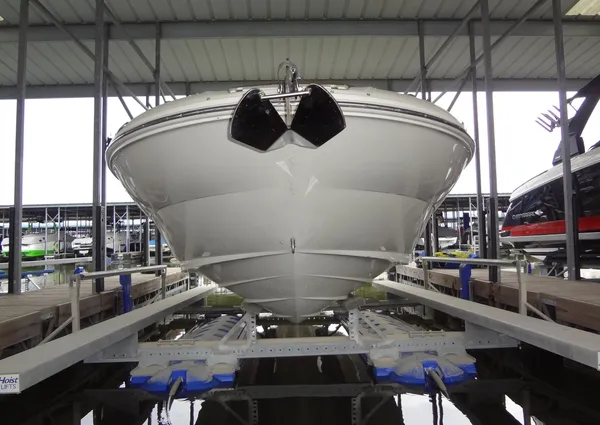 Sea Ray 240 Sundeck image