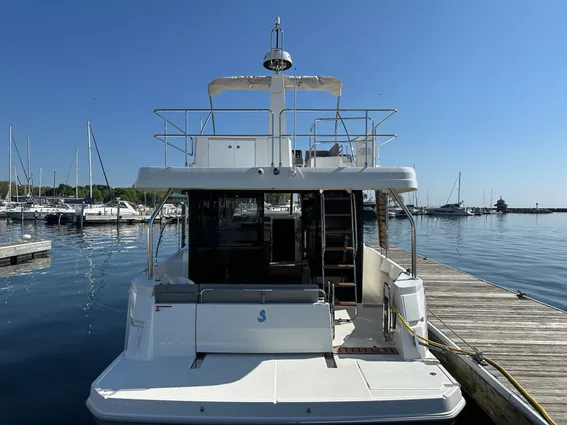 Beneteau SWIFT-TRAWLER-41-FLY image