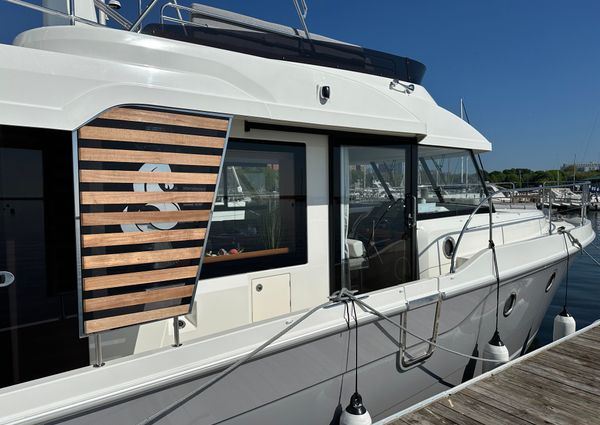 Beneteau SWIFT-TRAWLER-41-FLY image