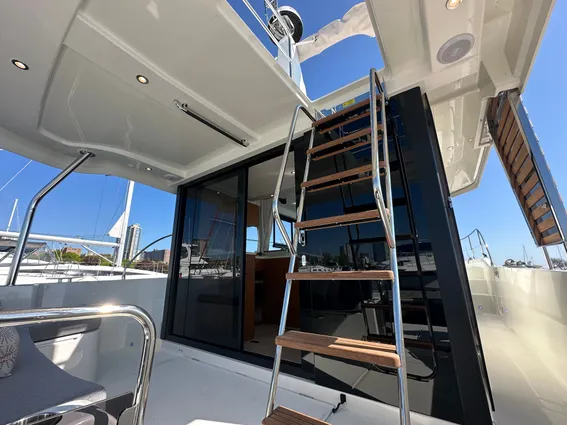 Beneteau SWIFT-TRAWLER-41-FLY image
