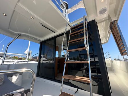 Beneteau SWIFT-TRAWLER-41-FLY image