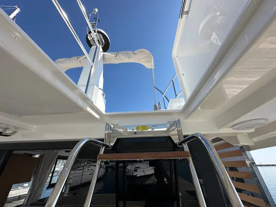 Beneteau SWIFT-TRAWLER-41-FLY image