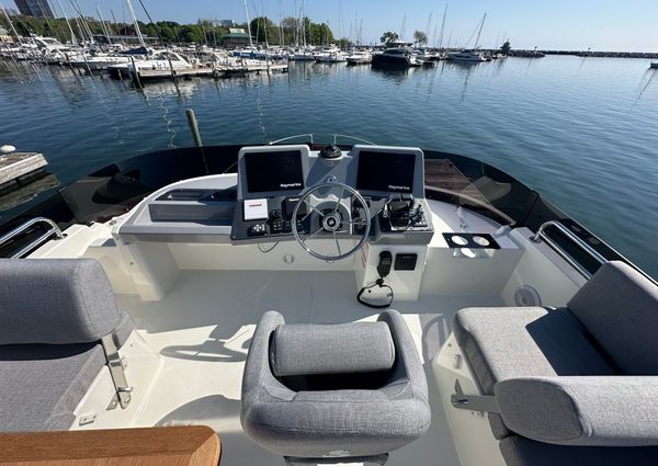 Beneteau SWIFT-TRAWLER-41-FLY image