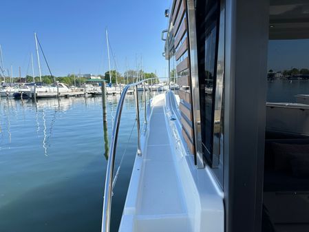 Beneteau SWIFT-TRAWLER-41-FLY image