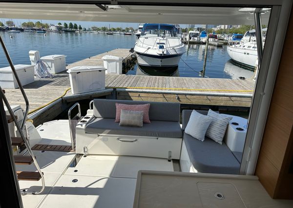 Beneteau SWIFT-TRAWLER-41-FLY image