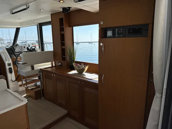 Beneteau SWIFT-TRAWLER-41-FLY image