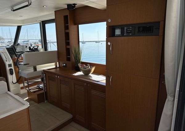 Beneteau SWIFT-TRAWLER-41-FLY image