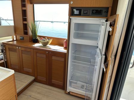 Beneteau SWIFT-TRAWLER-41-FLY image