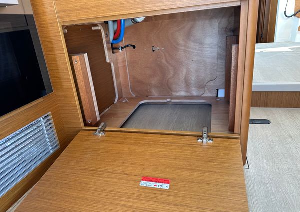 Beneteau SWIFT-TRAWLER-41-FLY image