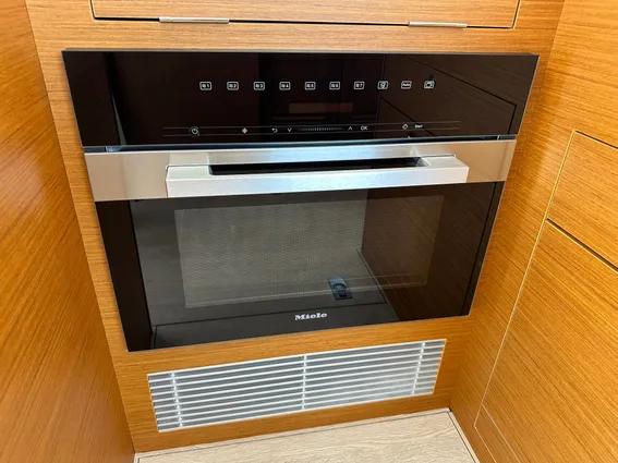 Beneteau SWIFT-TRAWLER-41-FLY image