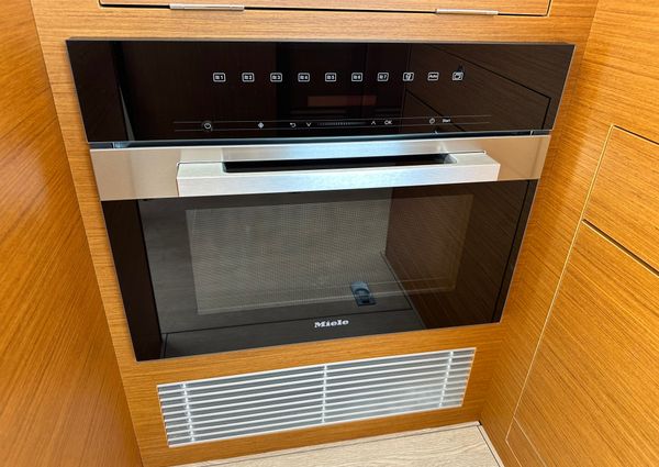 Beneteau SWIFT-TRAWLER-41-FLY image