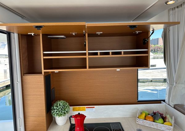 Beneteau SWIFT-TRAWLER-41-FLY image