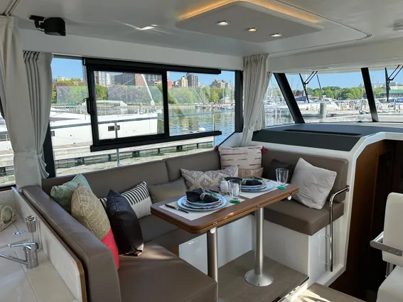 Beneteau SWIFT-TRAWLER-41-FLY image