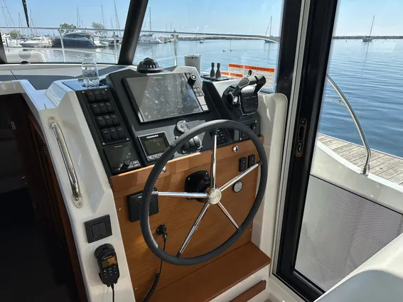 Beneteau SWIFT-TRAWLER-41-FLY image