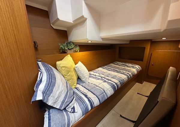 Beneteau SWIFT-TRAWLER-41-FLY image