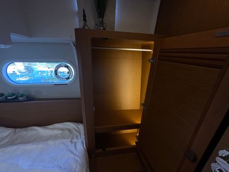 Beneteau SWIFT-TRAWLER-41-FLY image