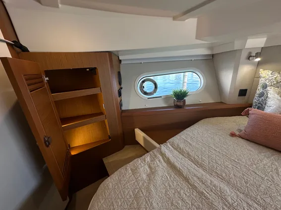 Beneteau SWIFT-TRAWLER-41-FLY image