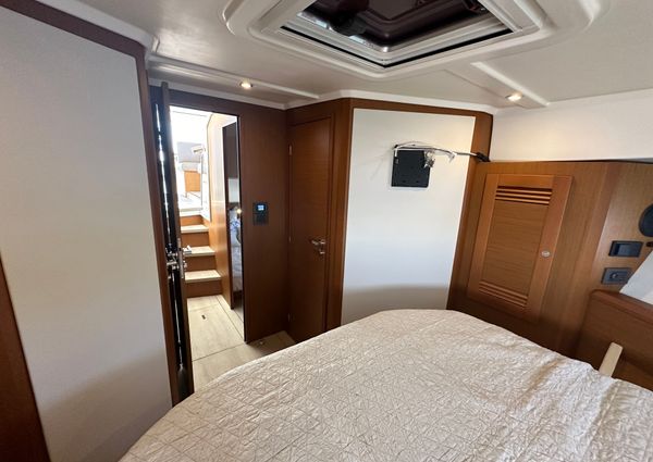 Beneteau SWIFT-TRAWLER-41-FLY image