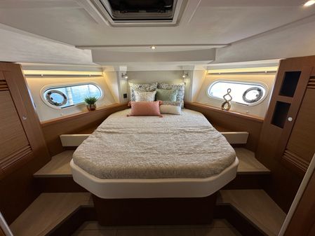 Beneteau SWIFT-TRAWLER-41-FLY image
