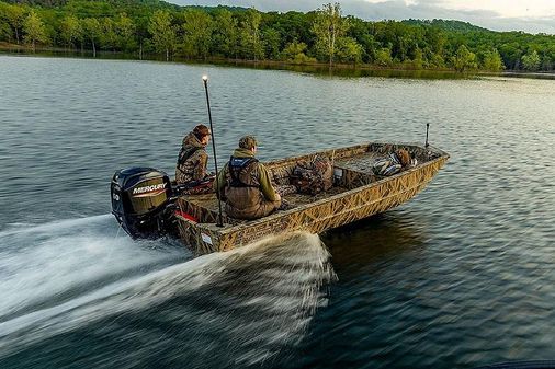 Lowe ROUGHNECK-1860-DELUXE-TILLER image