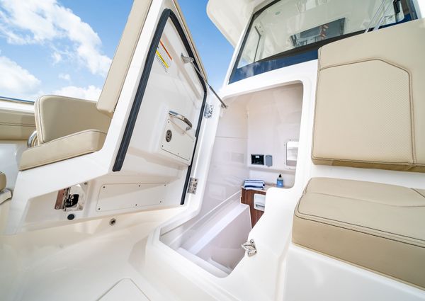 Pursuit S-288-SPORT image