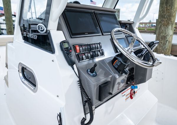 Pursuit S-288-SPORT image