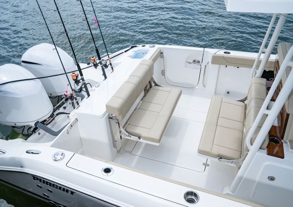 Pursuit S-288-SPORT image