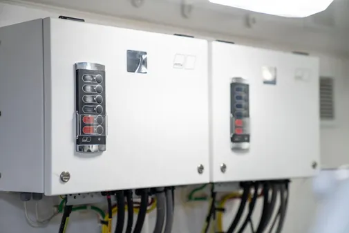 Viking 72 Convertible image