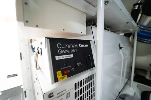 Viking 72 Convertible image