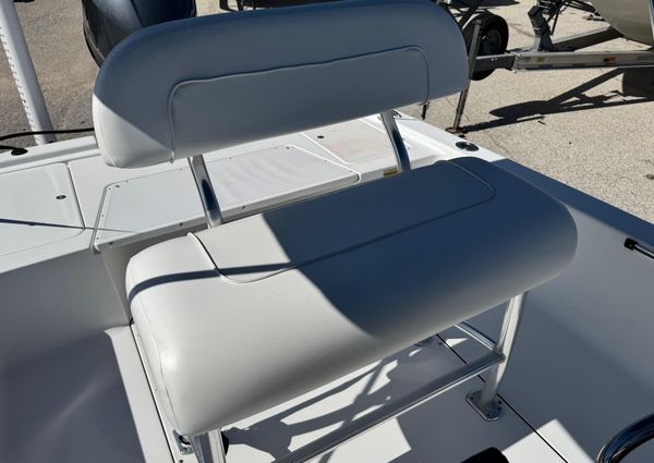 Sportsman ISLAND-BAY-20 image