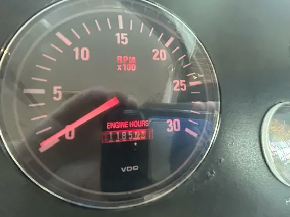 Tiara Yachts 3800 Open image