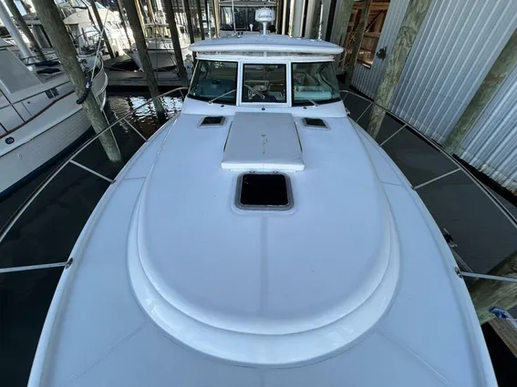 Tiara Yachts 3800 Open image