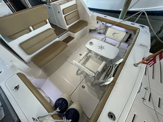 Tiara Yachts 3800 Open image