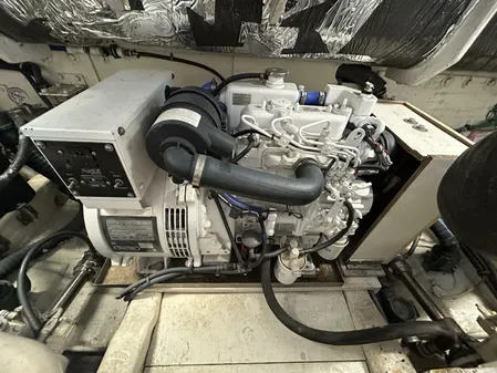 Tiara Yachts 3800 Open image