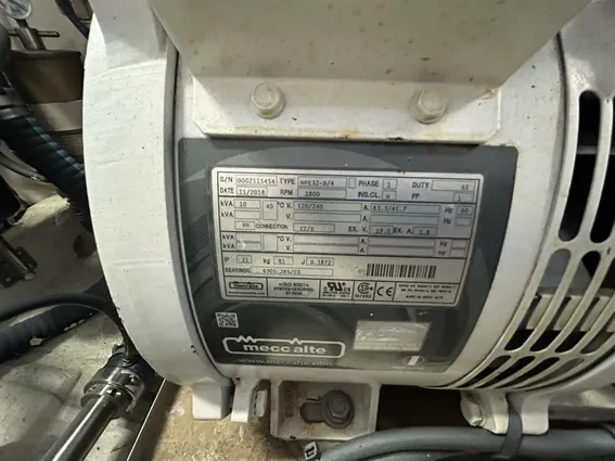 Tiara Yachts 3800 Open image