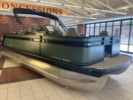 Viaggio X20F Luxury Fish-n-Fun 