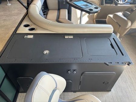 Viaggio X20F-LUXURY-FISH-N-FUN image