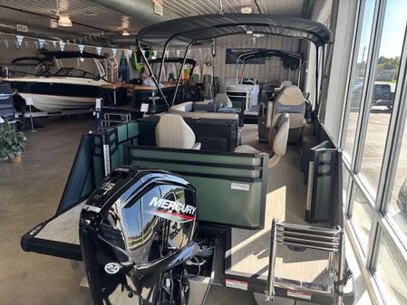 Viaggio X20F-LUXURY-FISH-N-FUN image