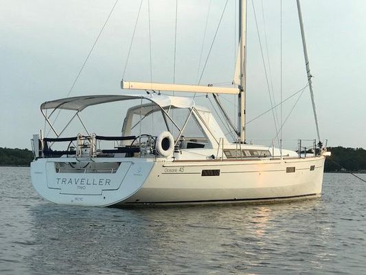Beneteau Oceanis 45 - main image