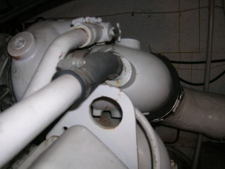 Ocean Alexander 440 Cockpit Motor Yacht image